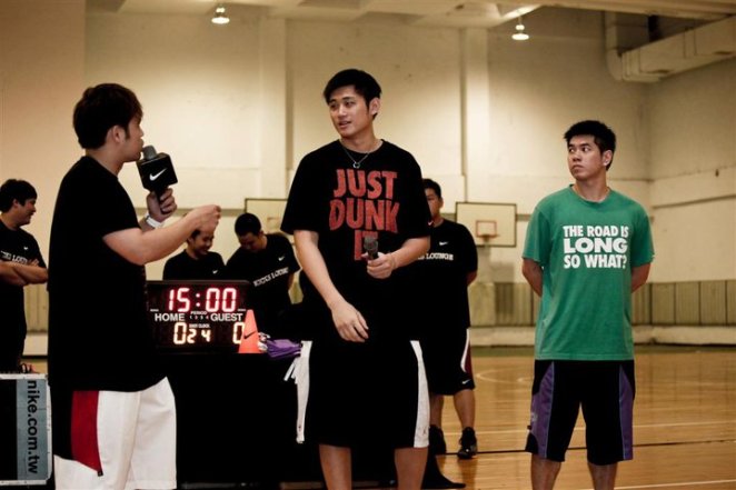 SBL璞園球星左從凱現場指導基本動作